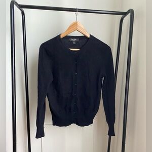 Black cashmere cardigan from Lord and Taylor • Sezane ´s vibes